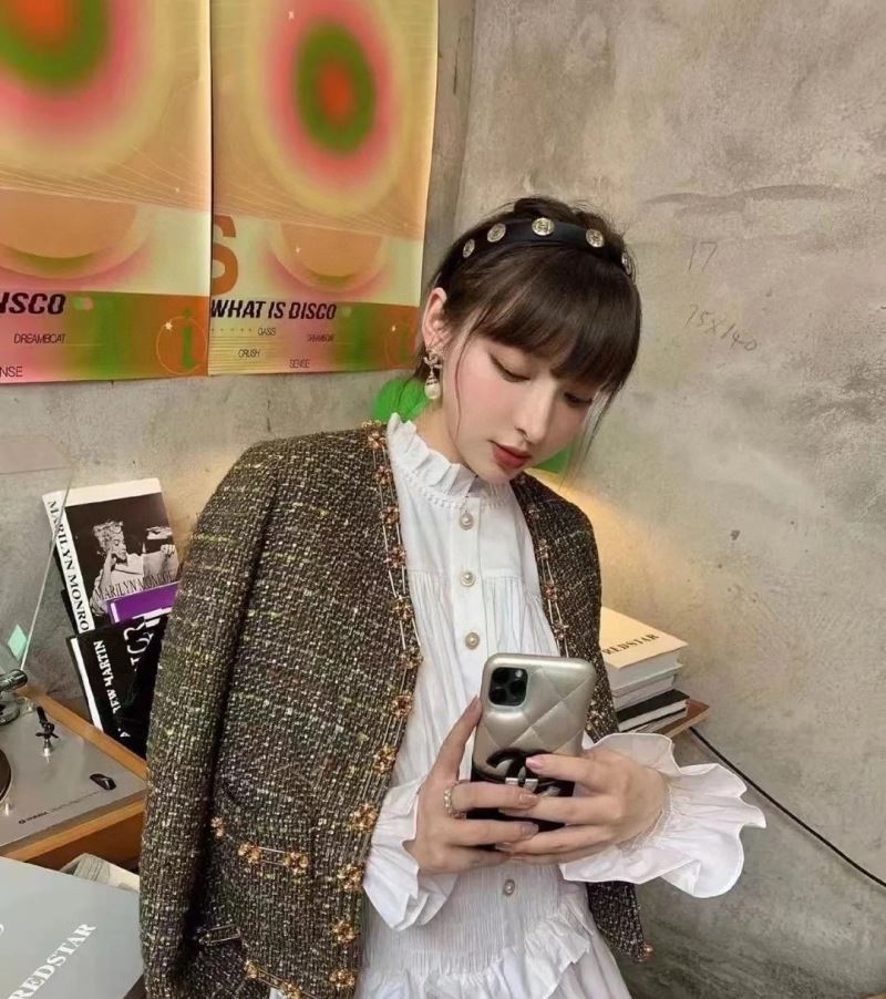 Ch**el earrings